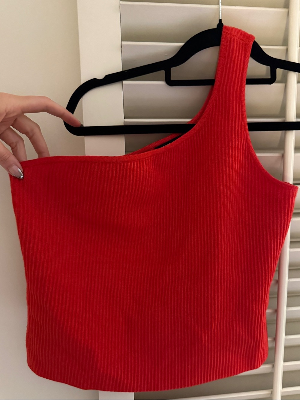 Express Red One-Shoulder Ribbed Tank - Picture 2 of 4